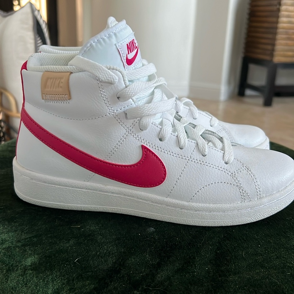 Nike Court Royale 2 Mid - worn once- Womens US size 7, good condition
